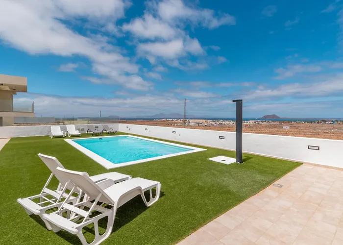Saltwater Piscina Aria Condizionata (Adults Only)