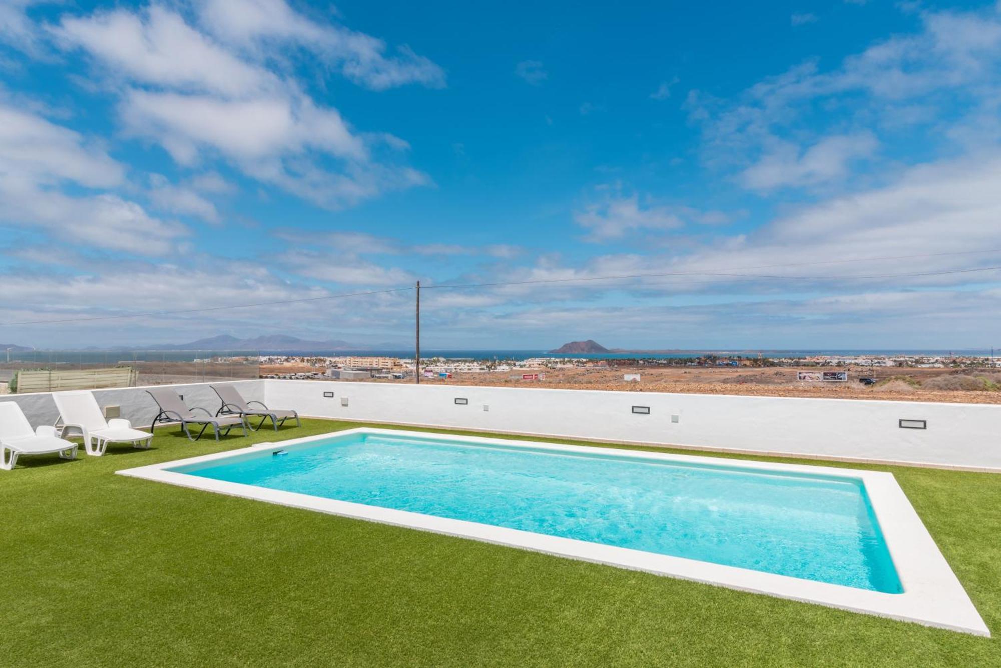 Saltwater Piscina Aria Condizionata (adults Only)